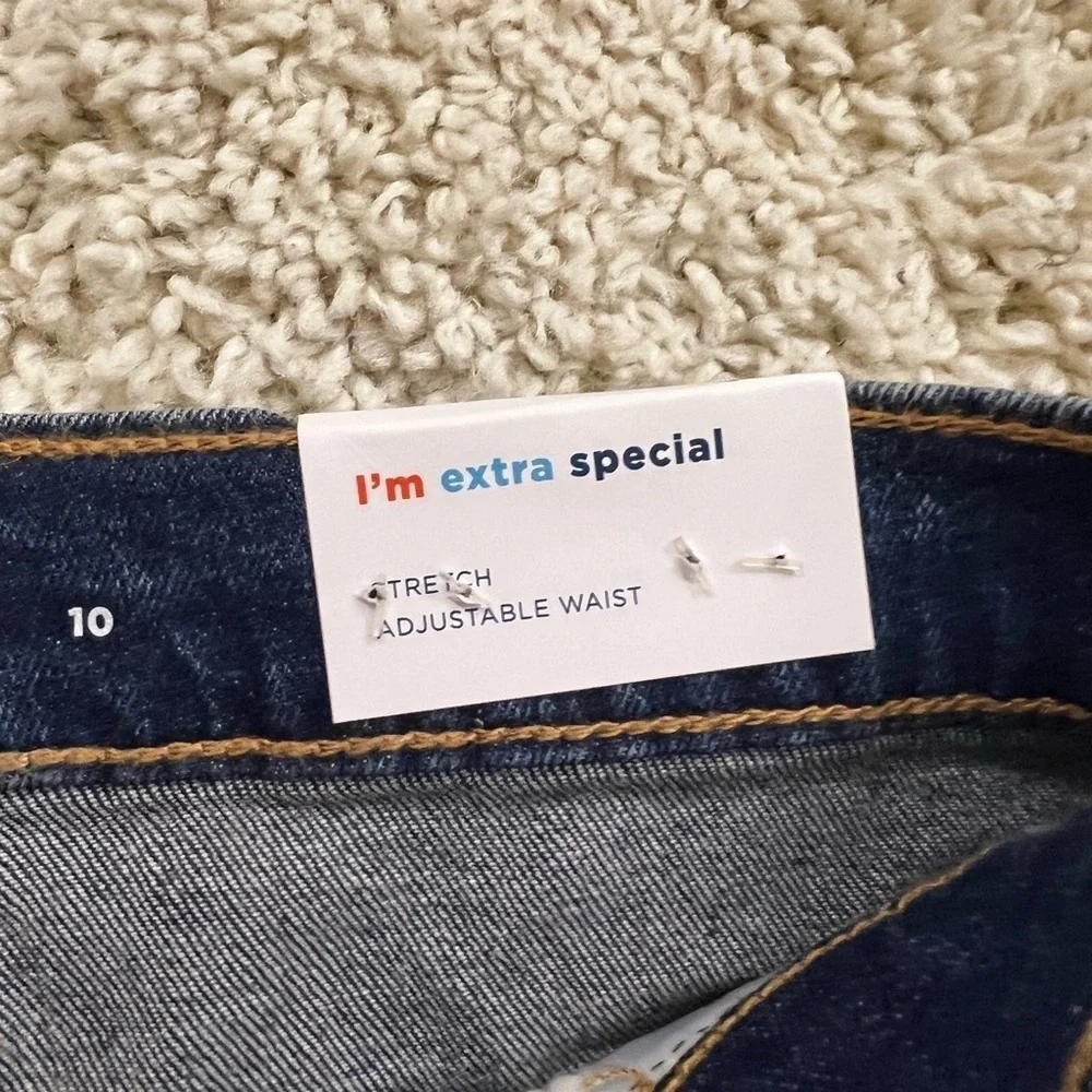 GIRLS OLD NAVY DENIM SHORTS SIZE 10 NWT